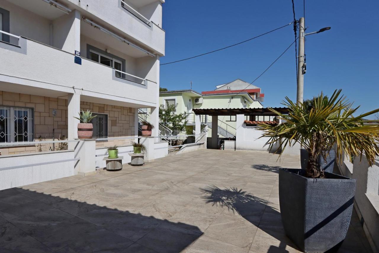 Apartments With A Parking Space Crikvenica - 12592 Exterior photo