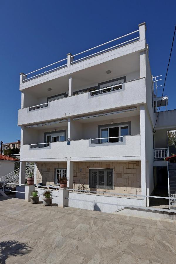 Apartments With A Parking Space Crikvenica - 12592 Exterior photo