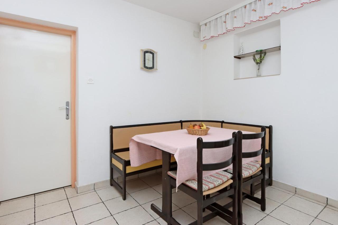 Apartments With A Parking Space Crikvenica - 12592 Exterior photo